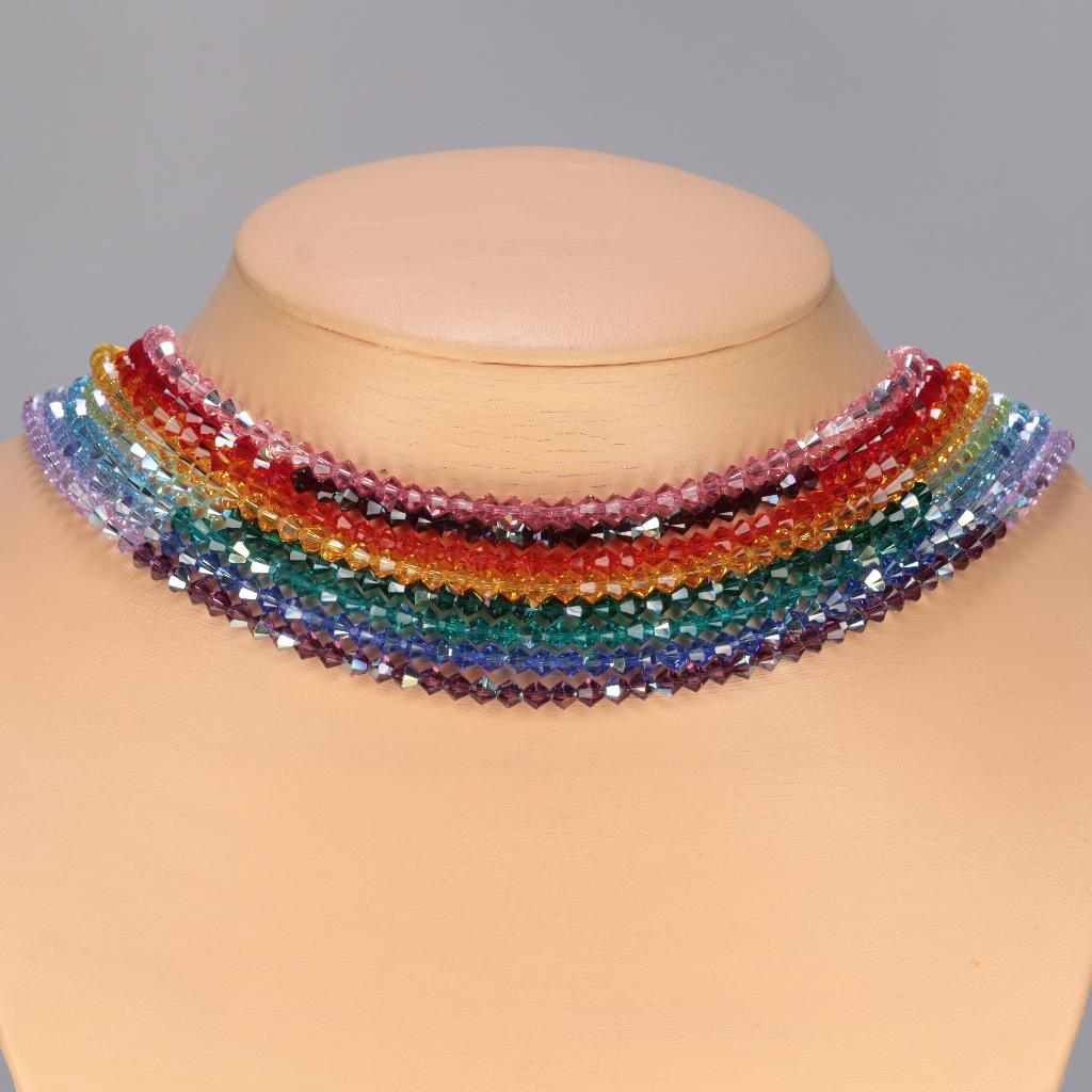 12212 Rainbow Collier mit 908 Swarovski® Xilions 4mm, 8-reihig, im Regenbogen Farbverlauf, Magnetischerr Steckverschluß 925er Silber