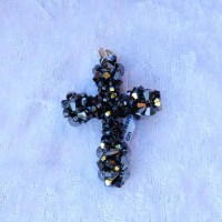 10072 925er Kreuz aus 156 Swarovski ® Xilions