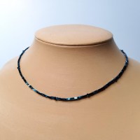 11163 925er Collier aus feinen blau galvanisierten Hämatit Würfeln