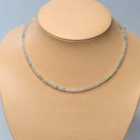 11305 925er Collier mit feinen facettierten Aquamarin Briolettes im Farbverlauf