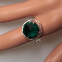11469 935er Ring gedrahtet mit Swarovski® Rivoli 14mm emerald