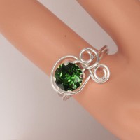 12110 925er Ring mit Swarovski® Chaton 8mm fern green, gedrahtet