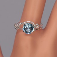 12435 925er Ring mit Swarovski® Xirius aquamarine ignite, 8mm, gedrahtet