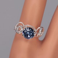 12438 925er Ring mit Swarovski® Xirius light sapphire, 8mm, gedrahtet