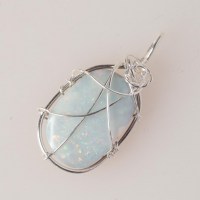 12551 935er Anhänger mit schwarzem Opal, irisierend, gedrahtet 