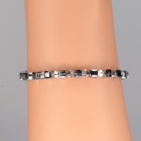 12752 925er Armband mit Swarovski® Würfel 4mm crystal ligjht chrome und Swarovski® Xilions 4mm CCAL