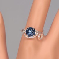 12924 925er Ring mit Swarovski® Xirius, 8mm, light sapphire, gedrahtet