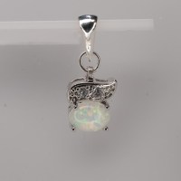 12973 925er Anhänger mit Welo Opal gefasst und Zirkonia Steinchen