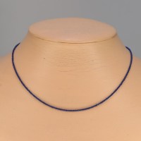 12980 Feines Collier aus Mini Lapislazuli Reifen facettiert, 925er Verschluss