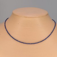 12981 Feines Collier aus Mini Lapislazuli Oliven, 925er Verschluss