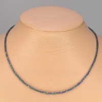 13056 Kette mit kleinen matten Hämatitquadern abgerundet 4mm bunt galvanisiert, Verschluss Sterlingsilber