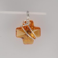13101 935er Anhänger Drahtschmuck mit Swarovski® Kreuz 20mm topaz