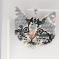 13138 Süßes aufmerksames Kätzchen Katze aufwendig in Peyote Technik gearbeitet, 925er Trageschlaufe