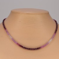 13252 Feine Kette aus facettierten Rubin Rondellen im Farbverlauf, A-Qualität, 925er Verschluss