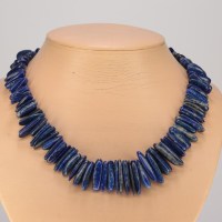 13278 Üppiges Collier aus Lapislazuli Stäbchen, 925er Verschluss