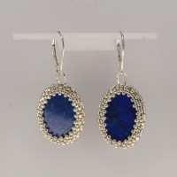 13320 925er Ohrringe mit Lapislazuli Scheiben oval in Miyuki Perlen gefasst, geschlossene Klappbrisuren