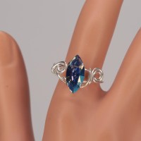 13369 925er Ring gedrahtet mit Swarovski® Navette 15mm light sapphire shimmer in Krallenfassung