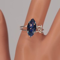 13370 925er Ring gedrahtet mit Swarovski® Navette 15mm light sapphire shimmer in Krallenfassung