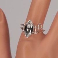 13371 925er Ring gedrahtet mit Swarovski® Navette 15mm crystal foiled in Krallenfassung