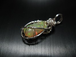 6723-2 925er Anhänger mit Äthiopien-Opal mit tollem Farbenspiel