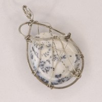 7982 925er Anhänger mit Dendritenopal Tropfen 38,3 ct Australien