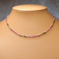 9806 925er Collier aus feinen geschliffenen Multicolor Turmalin Briolettes