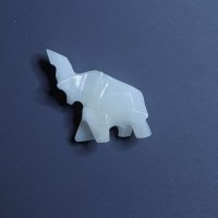 DEK00004 Edelstein Schmuck Deko Sammeln Aragonit weiß Elefant 3,5cm